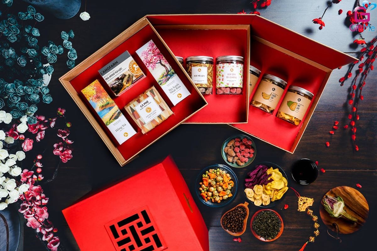 Hộp quà tết đẹp mắt mang ý nghĩa sung túc đủ đầy gửi tặng khách hàng Hộp quà tết đẹp mắt mang ý nghĩa sung túc đủ đầy gửi tặng khách hàng